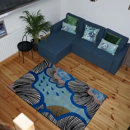 Dubois Apartments. Apartment