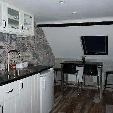 Dubois Apartments.
