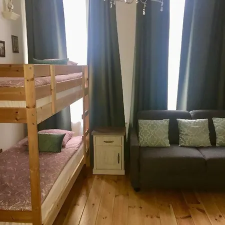 Dubois Apartments. Apartment *